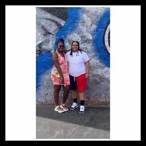 Meet your Posher, Dee